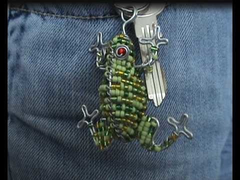CraftRootz - Frog keyring (glass beads)