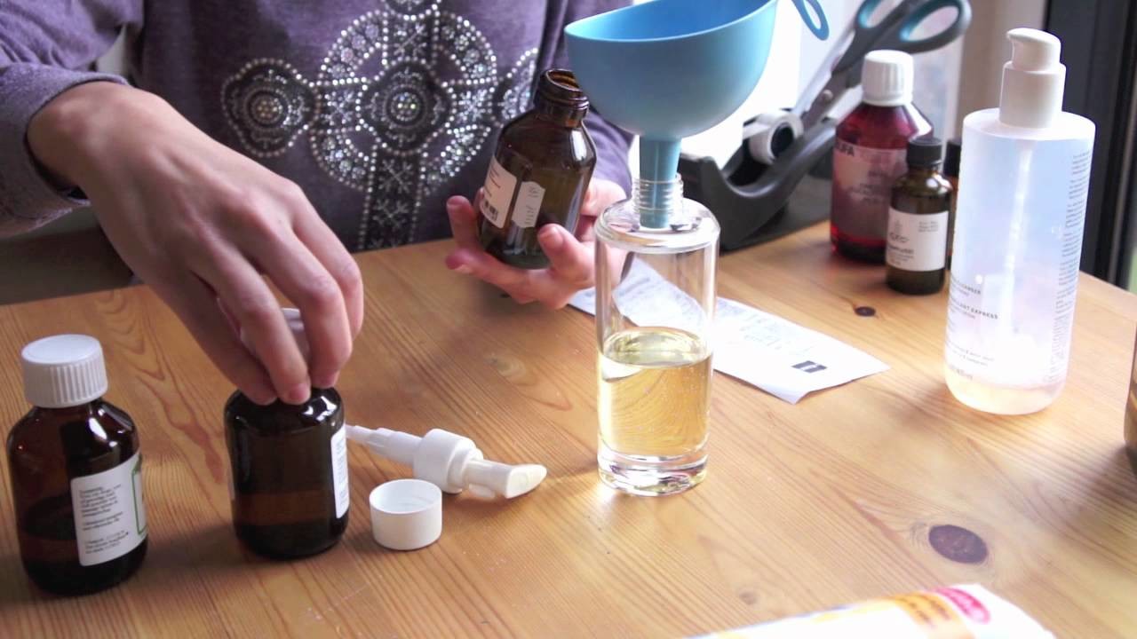 DIY: Oogmake-up Remover met amandelolie en bloemenwater