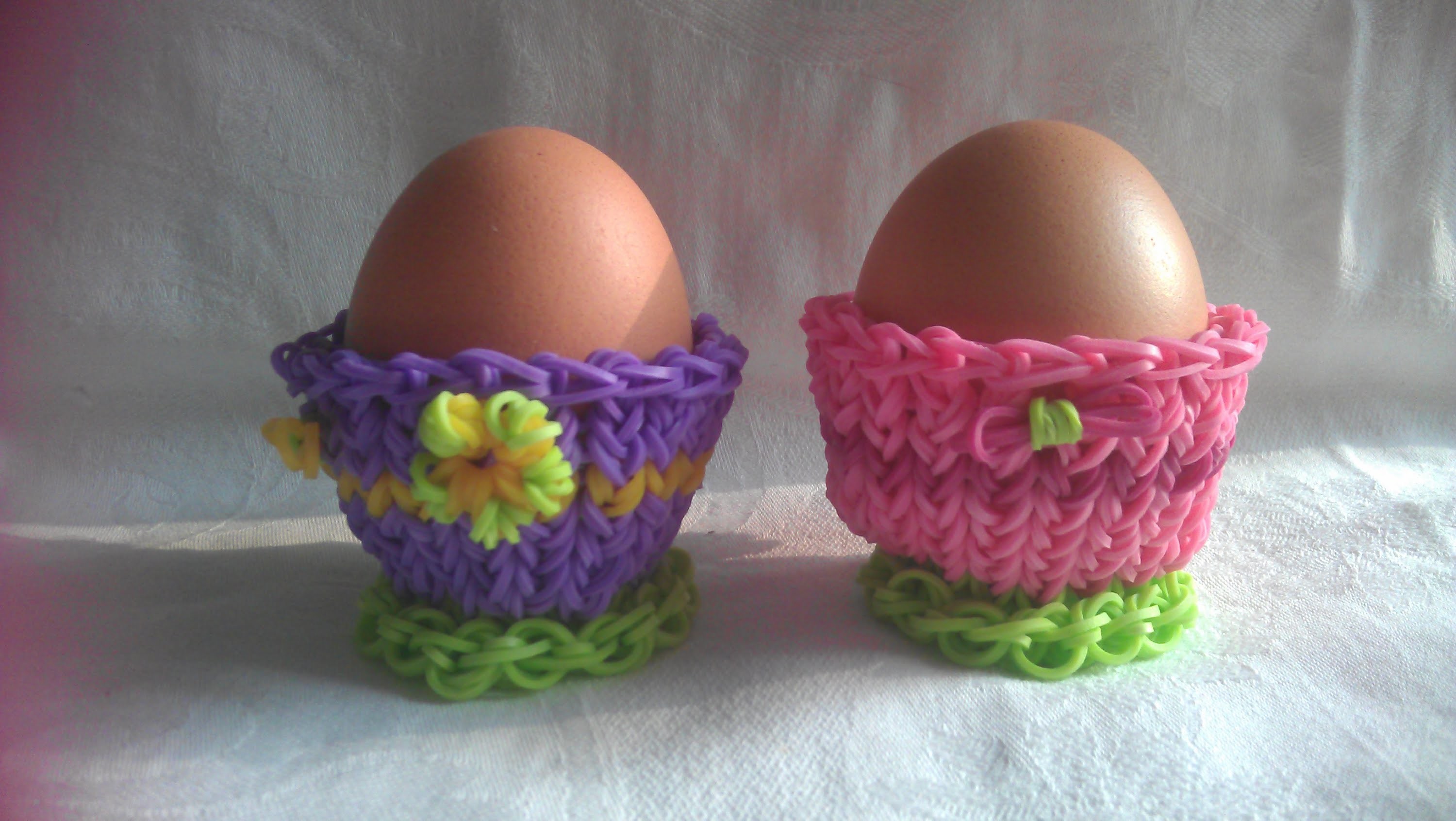 Rainbow loom Nederlands: eierdopje pasen, egg cup (original design)