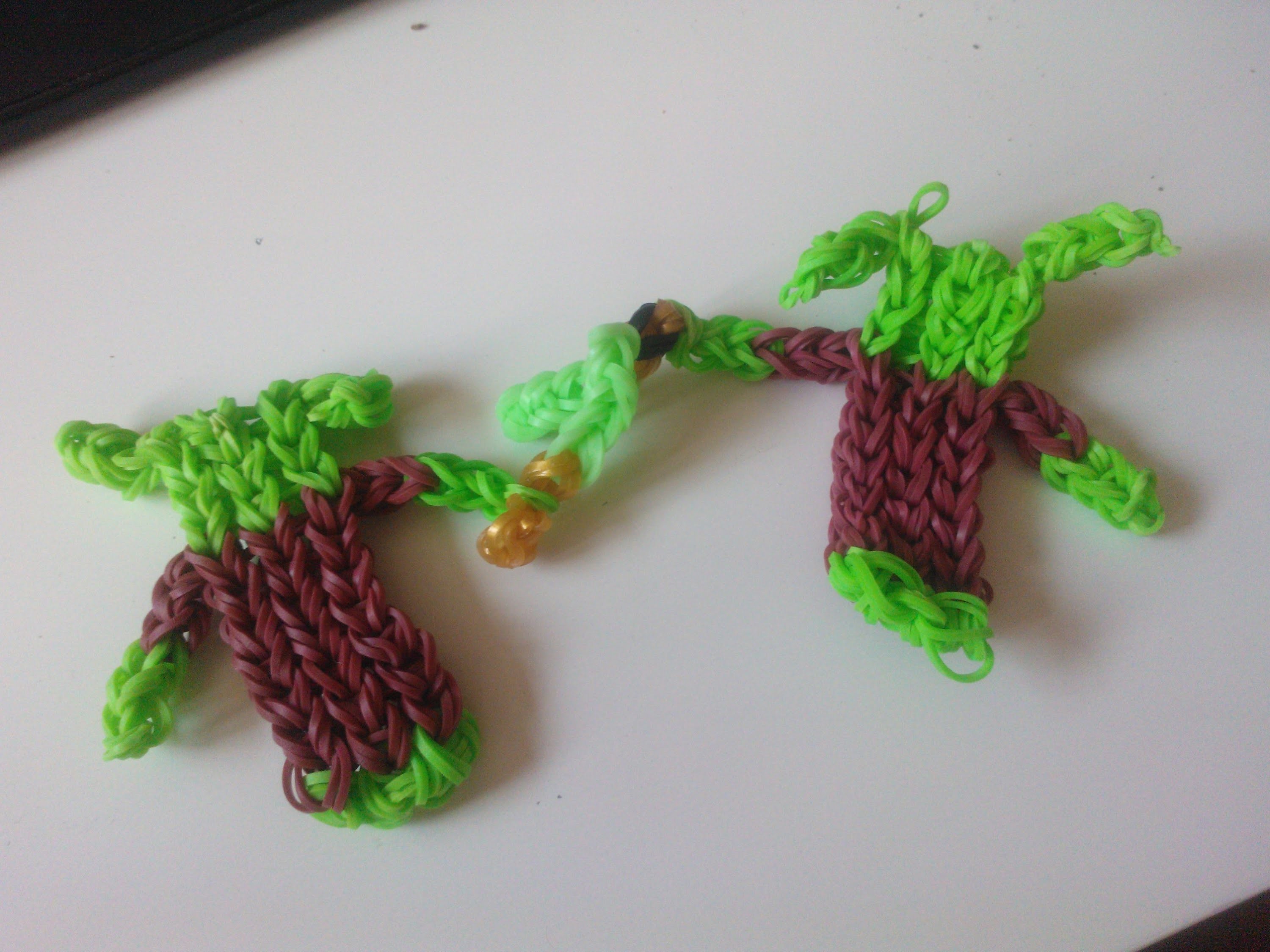 Hoe maak je Yoda met Rainbow Loom.