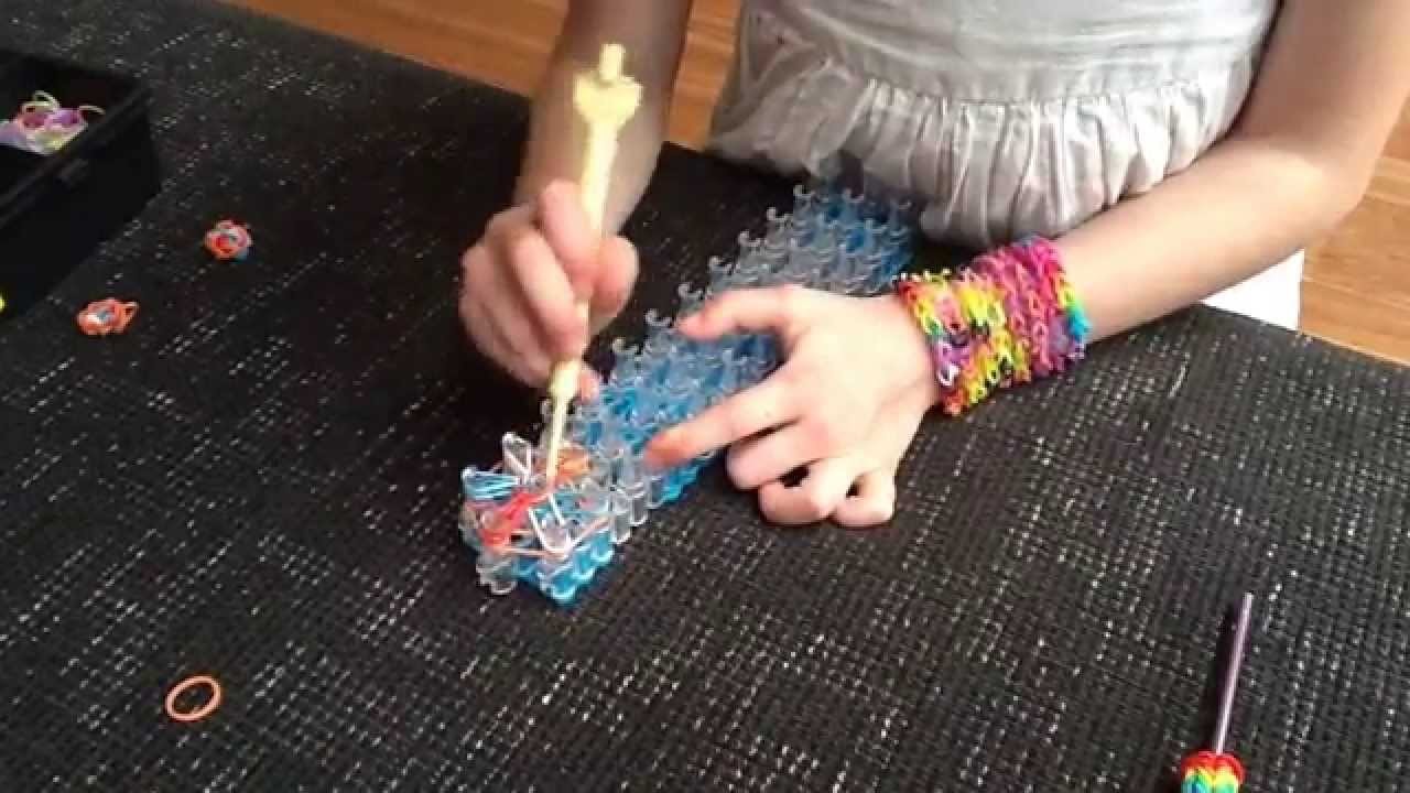 Rainbow loom bloemetje