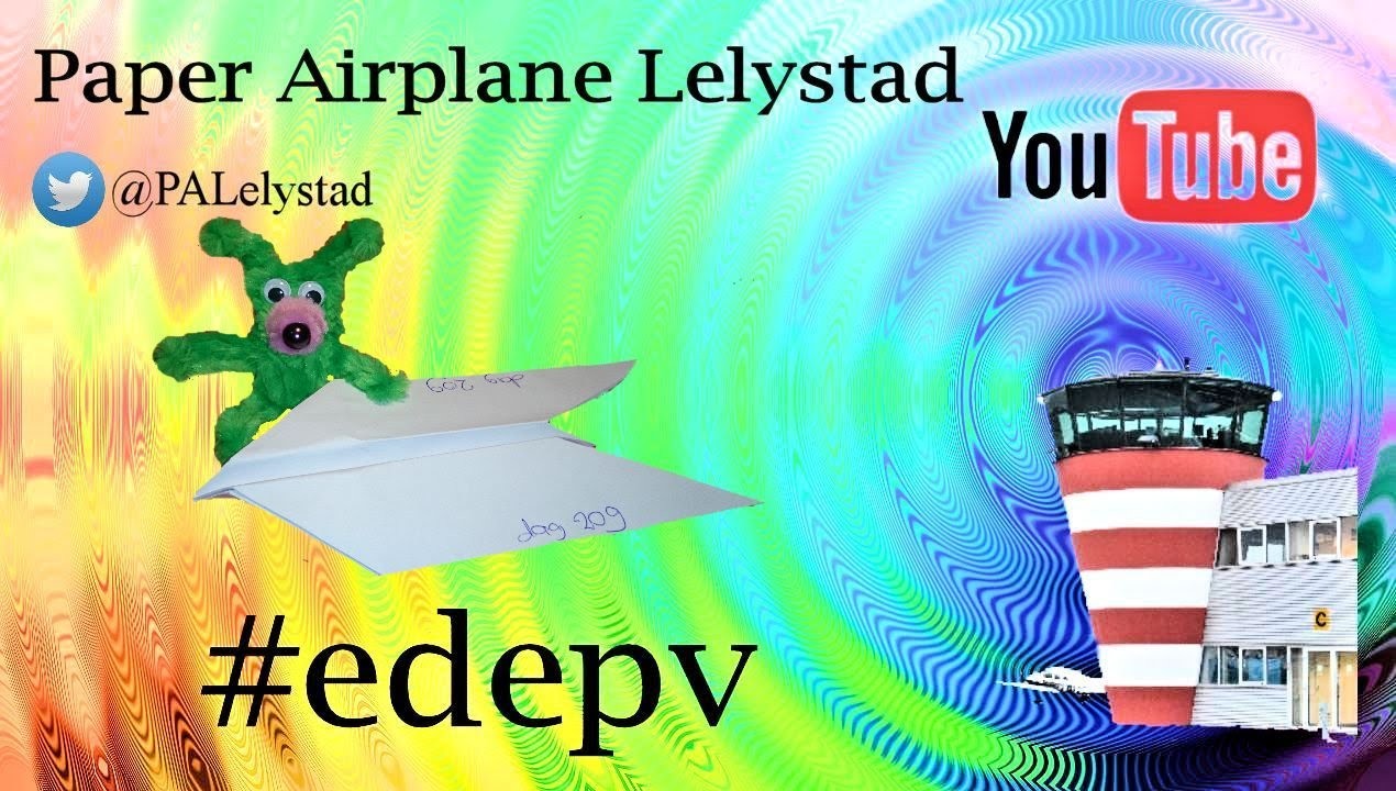 Edepv 209 Lelystad Papieren vliegtuig vouwen. Paper airplane folding. Avion en papier pliage