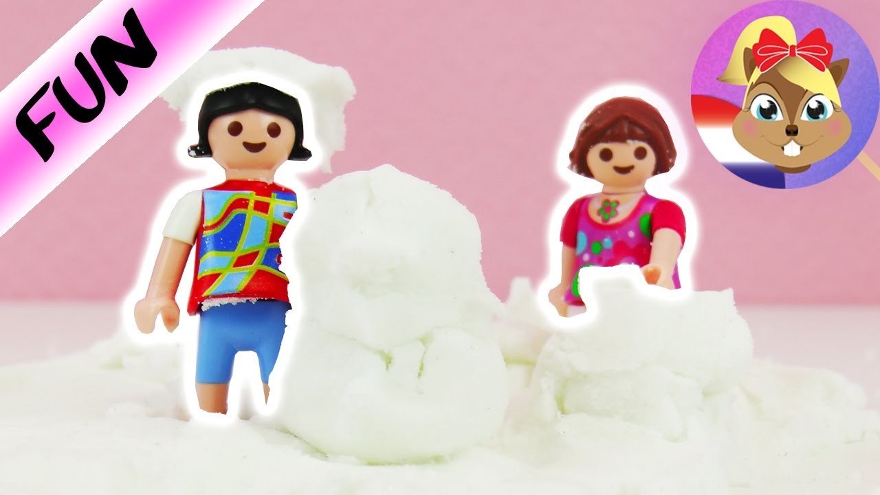 SNEEUW zelf maken | LENA en CHRISSI spelen met witte winterklei | DIY recept voor klei