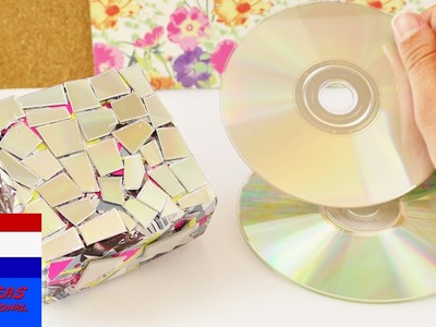 Klein doosje met stukken CD beplakken | cool opbergdoosje of leuke cadeauverpakking | origami-idee