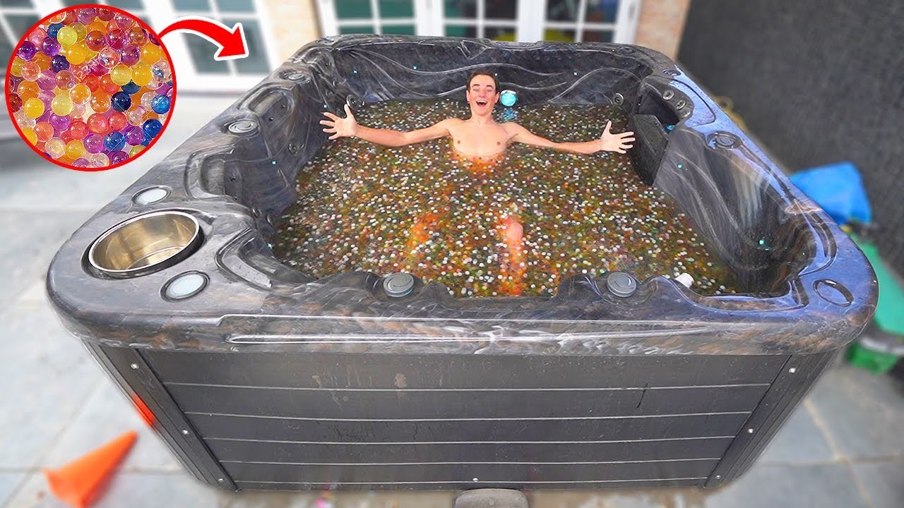 JACUZZI VULLEN MET ORBEEZ!