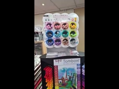 Wat is er allemaal te koop bij HobbyVision? Live rondje door de winkel met Janet.