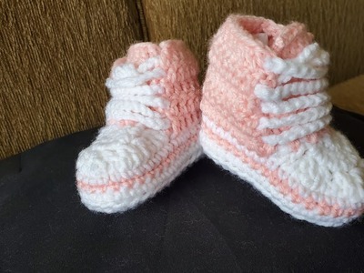 Crochet baby sneakers (3-6 mo)