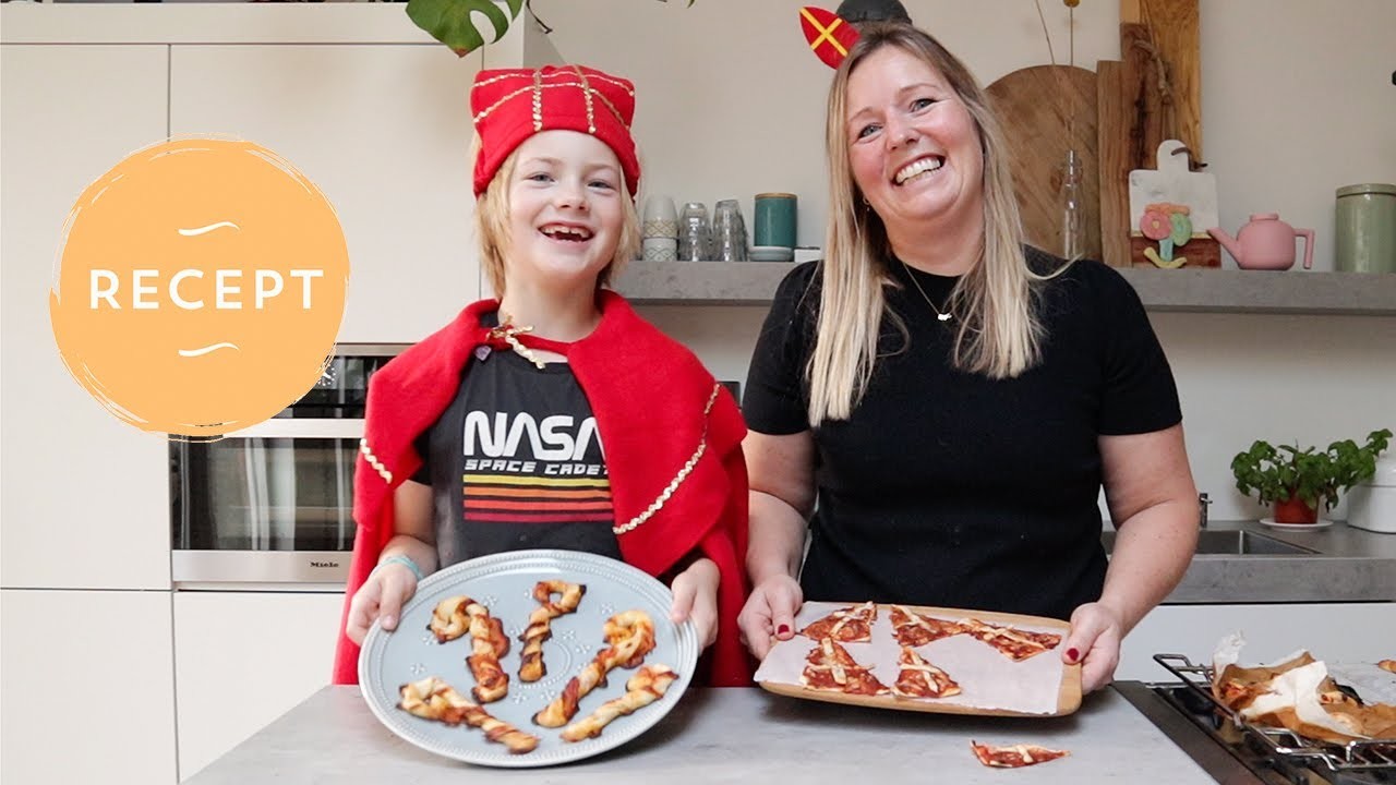 Pakjesavond | Pizza mijters & stafjes maken voor Sinterklaas