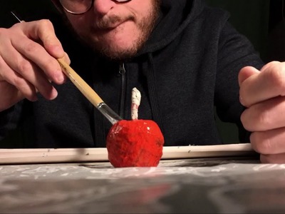 Een appel maken van PAPIER MACHÊ