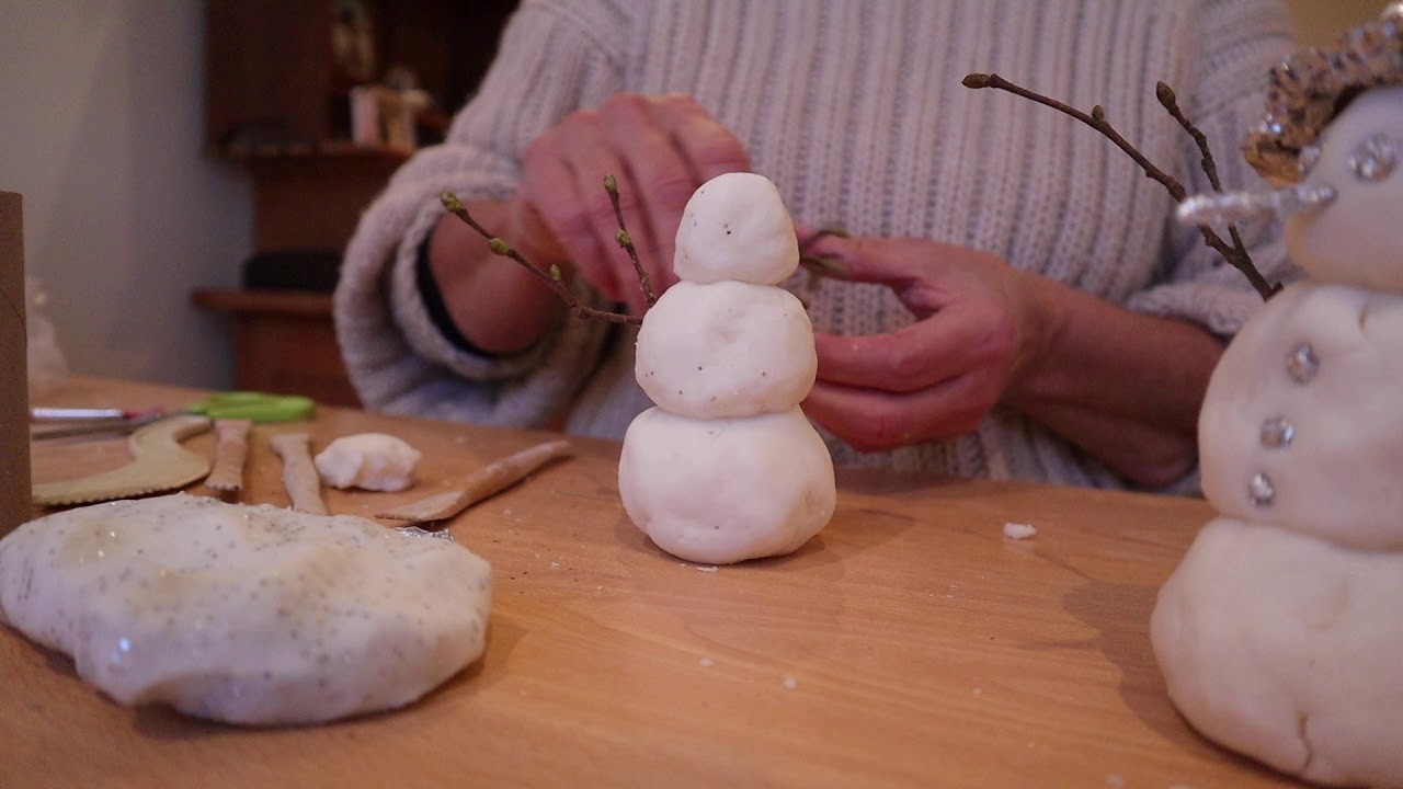 Knutselen met juf Carole - Sneeuwmannetjes maken!