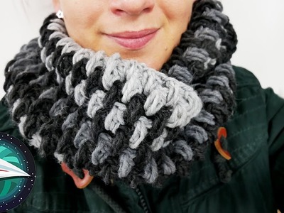 Winter Sjaal van Woolly Hugs MAKKELIJK | Puff steek sjaal met leuk kleurpatroon