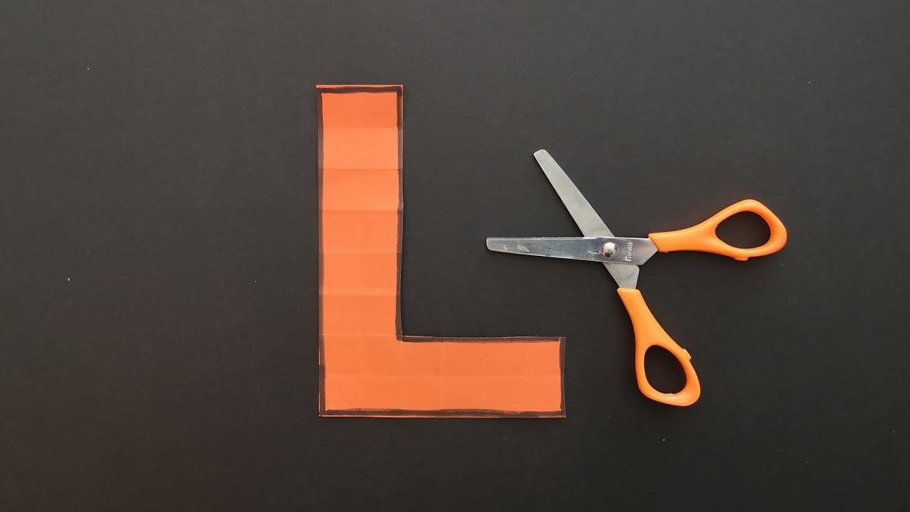 LETTER L - alfabet vouwen en knippen van papier. paper letters alphabet folding and cutting origami