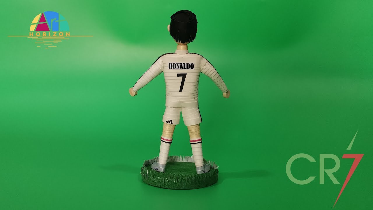 Cristiano Ronaldo by paper Quilling || Paper Art