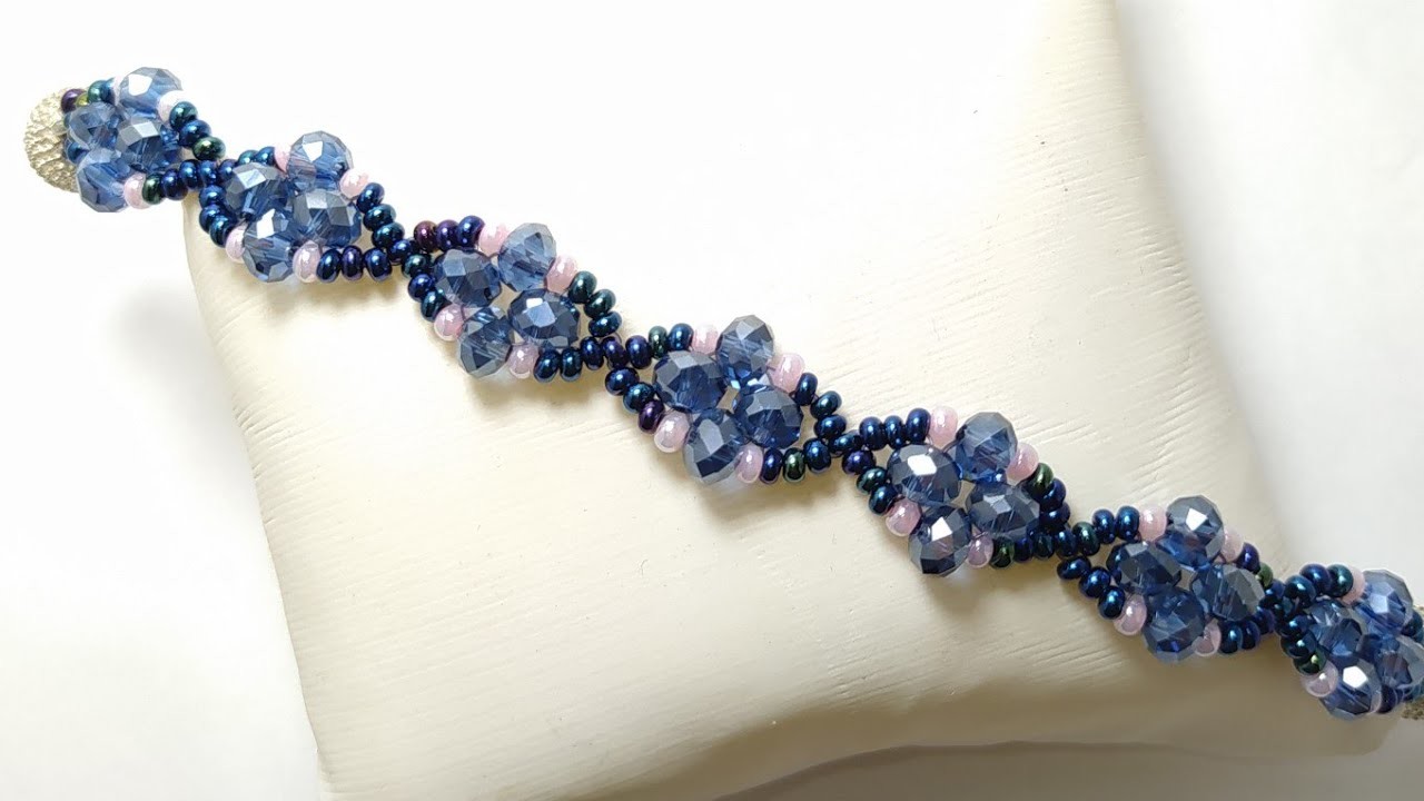 Beaded bracelet with crystals and seed beads * Браслет из кристалла и бисера *